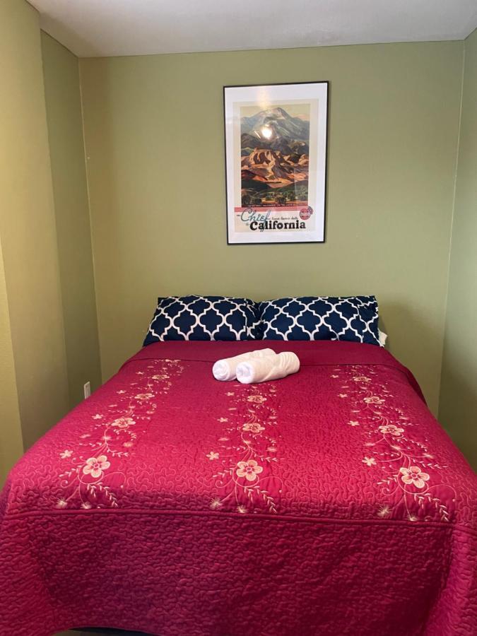 Private Room In Los Angeles With Wifi, Tv, And View Of Hollywood Sign & Shared Kitchen エクステリア 写真