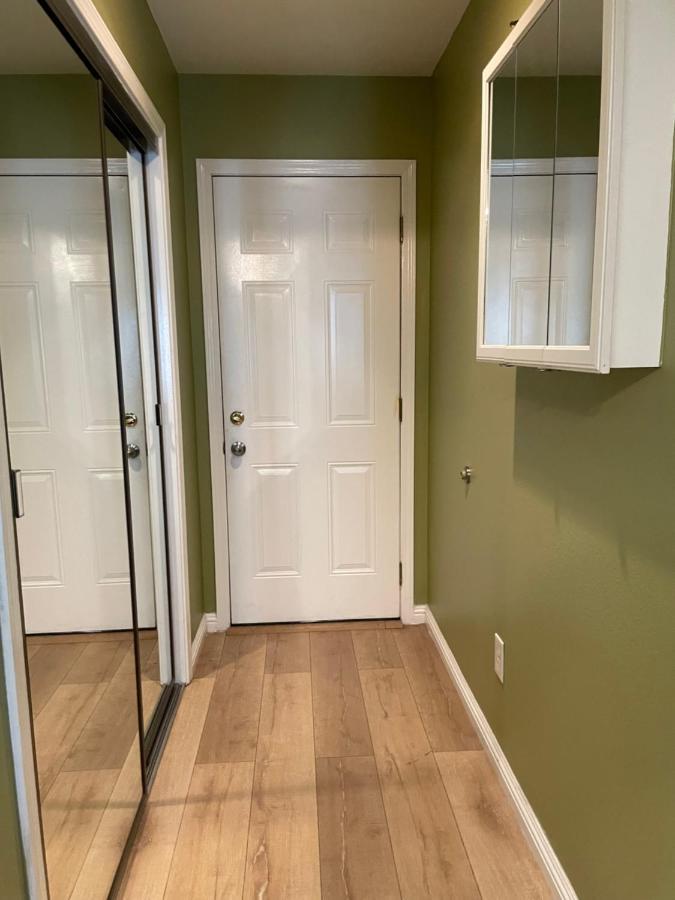 Private Room In Los Angeles With Wifi, Tv, And View Of Hollywood Sign & Shared Kitchen エクステリア 写真