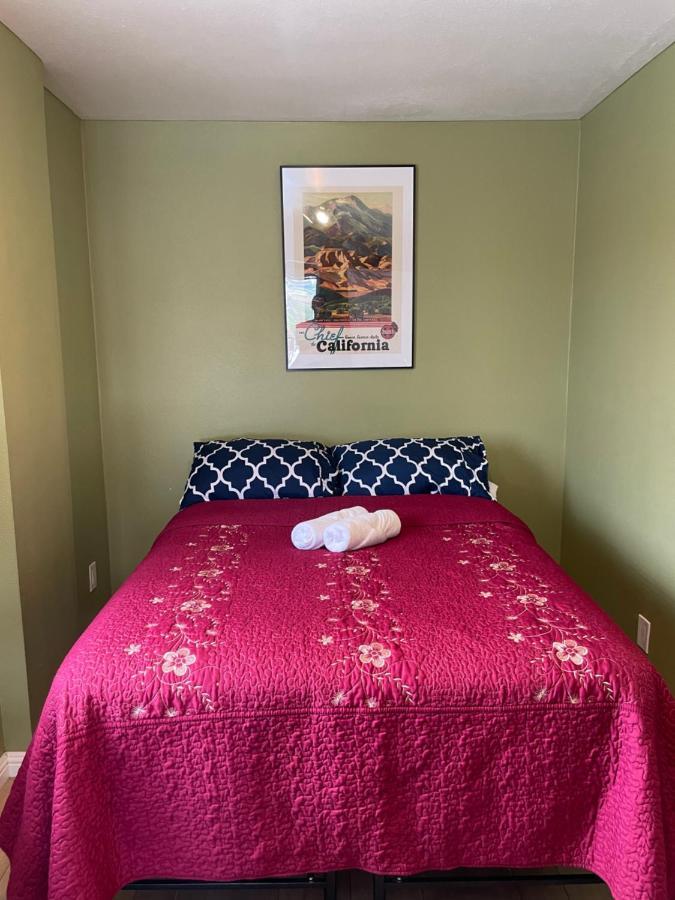 Private Room In Los Angeles With Wifi, Tv, And View Of Hollywood Sign & Shared Kitchen エクステリア 写真