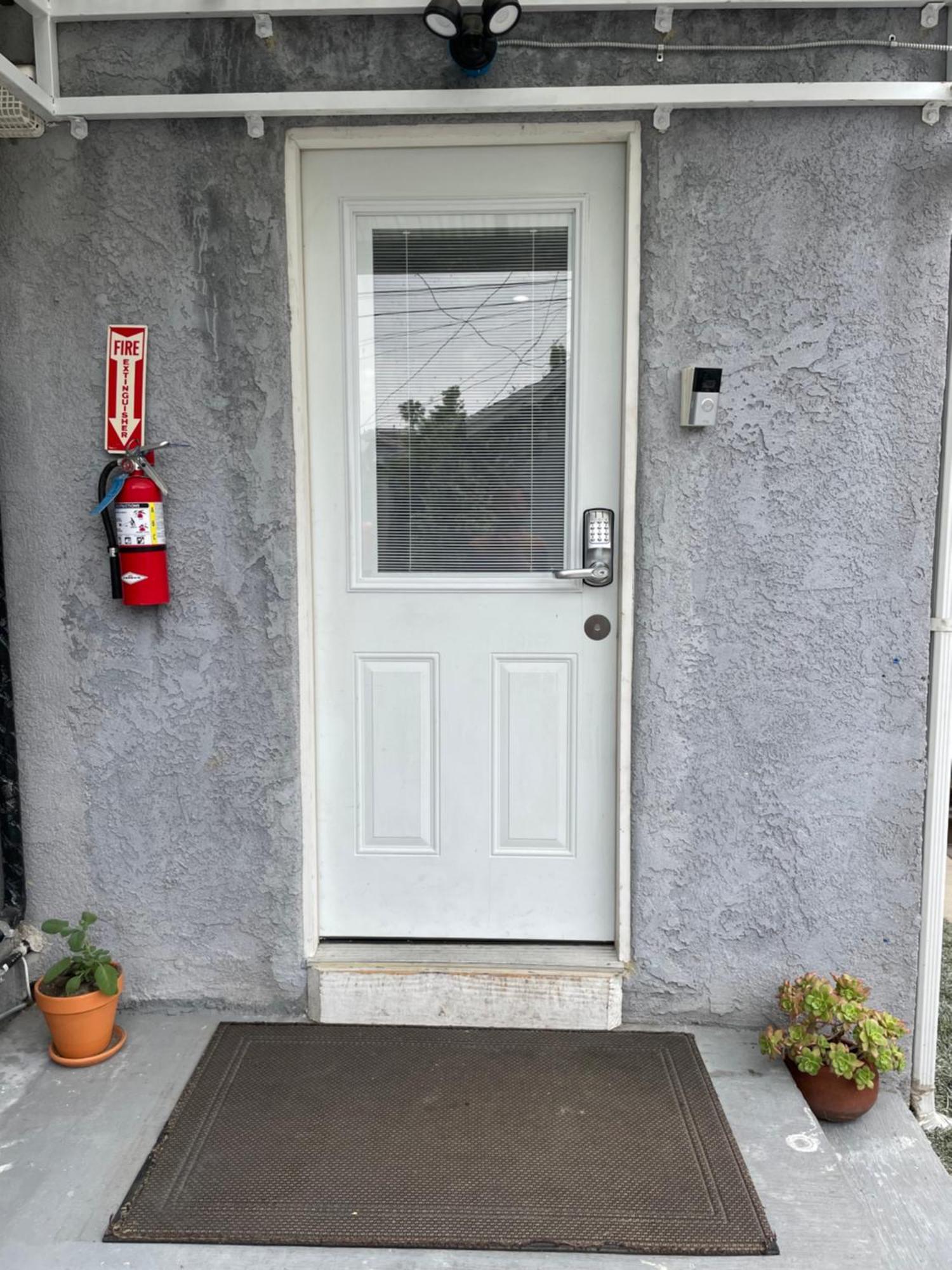 Private Room In Los Angeles With Wifi, Tv, And View Of Hollywood Sign & Shared Kitchen エクステリア 写真